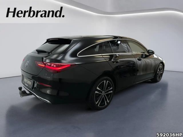 Mercedes-Benz CLA 200 Progressive