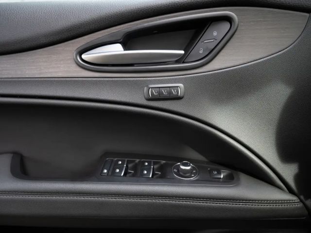 Alfa Romeo Stelvio AT8 TI Turbo