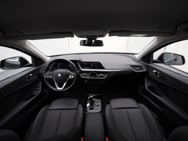 BMW 116 Sedan Sport Line