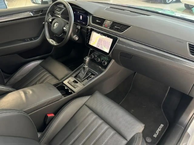 Skoda Superb 2.0 TDI Combi