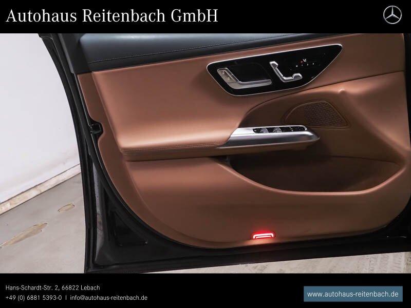 Mercedes-Benz E 200 AMG Line Sedan