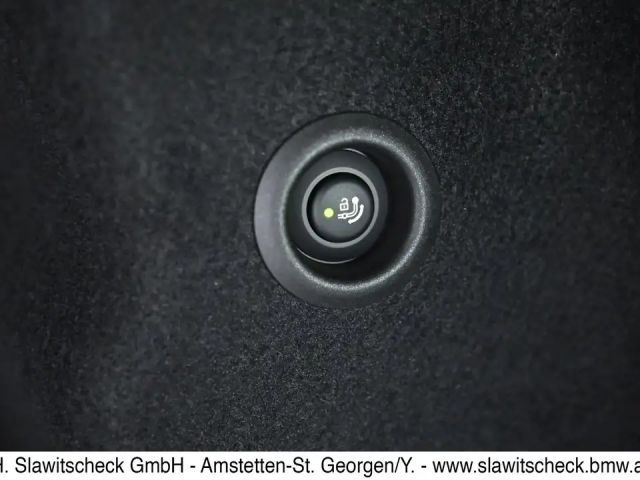 BMW 218 218d Active Tourer Sedan