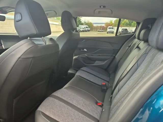 Peugeot 408 130 Allure Pack PureTech