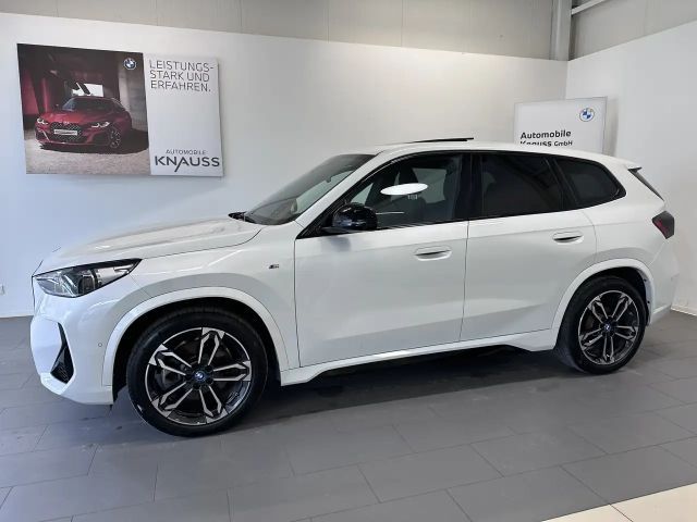 BMW iX1 xDrive30