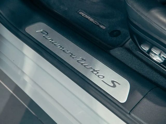 Porsche Panamera E-Hybrid S Turbo