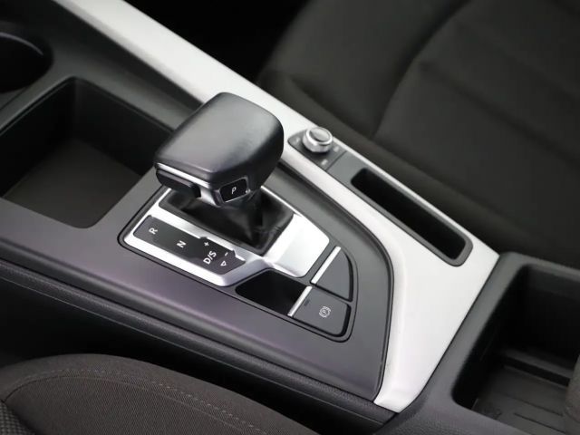 Audi A4 40 TFSI Quattro S-Tronic