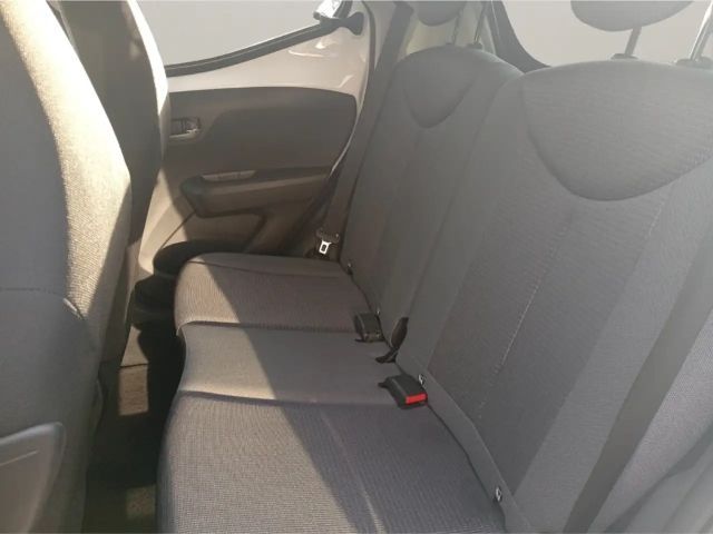 Toyota Aygo Hatchback Play Team D