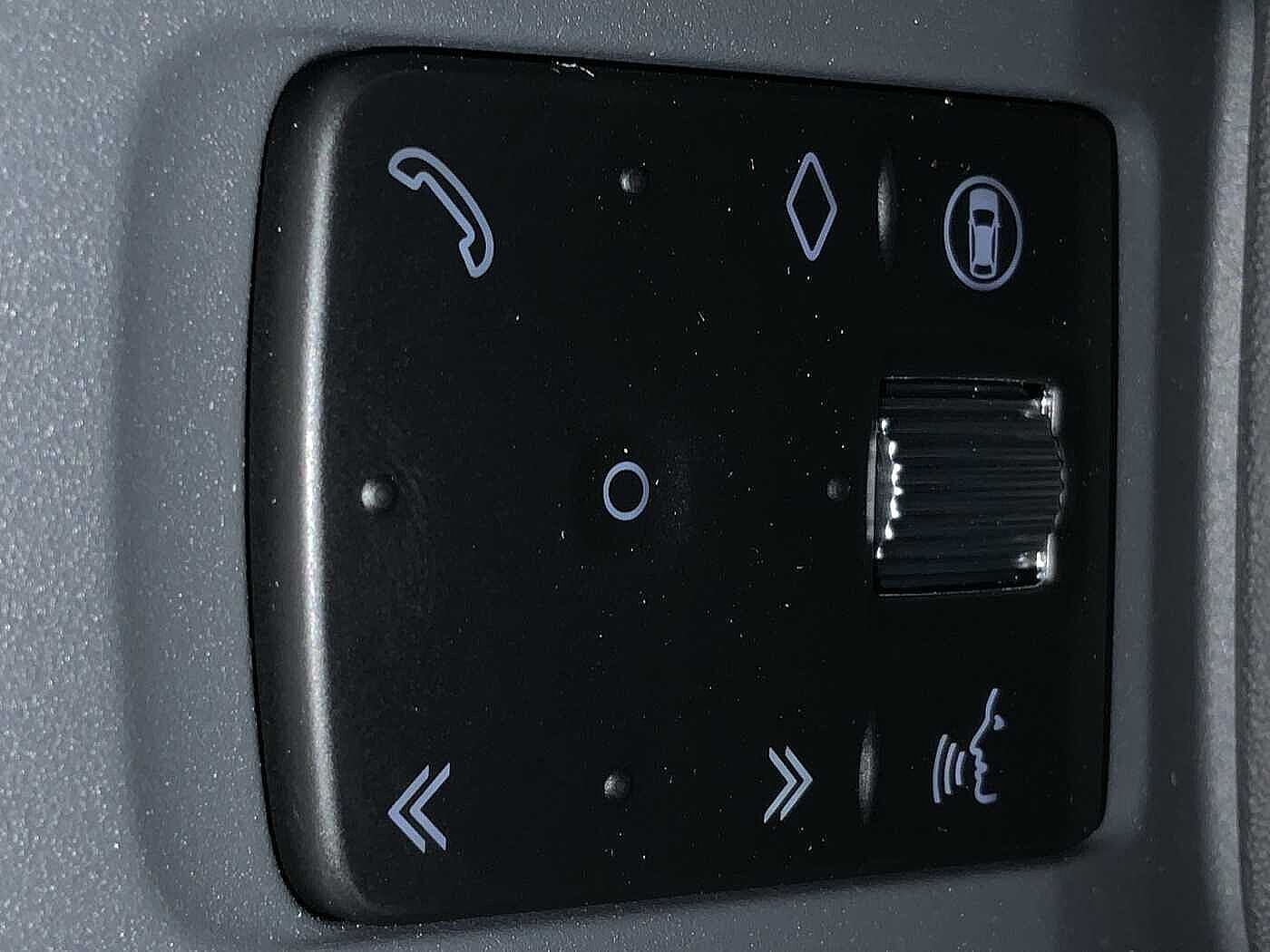 Land Rover Defender 110 Dynamic SE