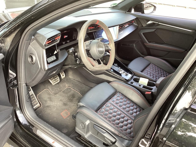 Audi RS3 Quattro S-Tronic Sedan