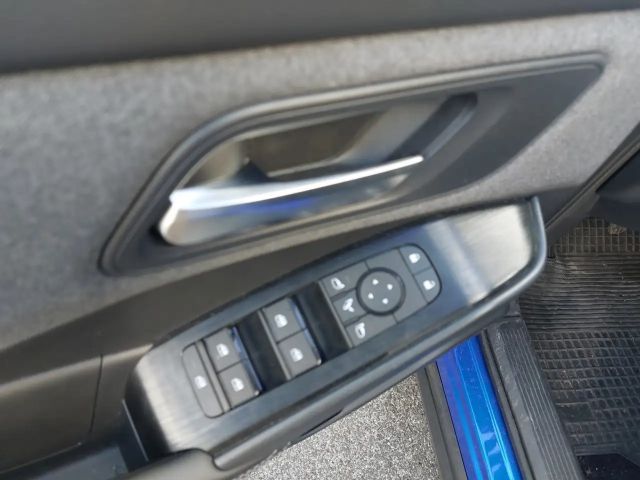 Nissan Qashqai FIRST EDITION 140PS MT