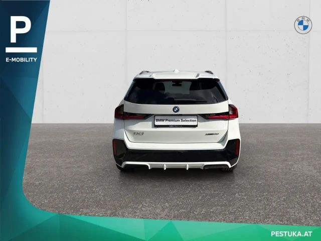 BMW iX1 xDrive30