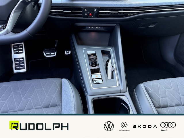 Volkswagen Golf 1.5 eTSI DSG Golf VIII