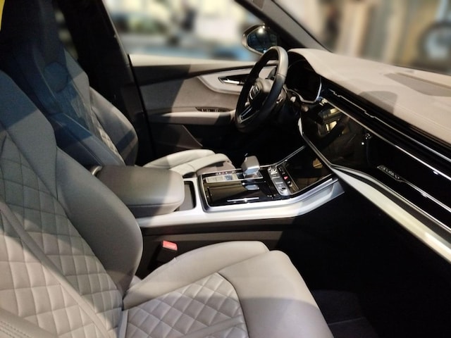 Audi Q8 55 TFSI Quattro