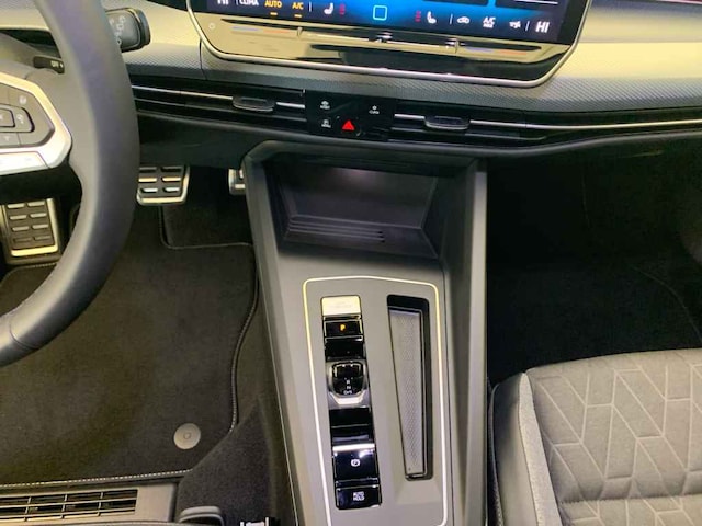 Volkswagen Golf 1.5 eTSI DSG