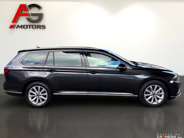 Volkswagen Passat DSG Elegance Elegance Variant