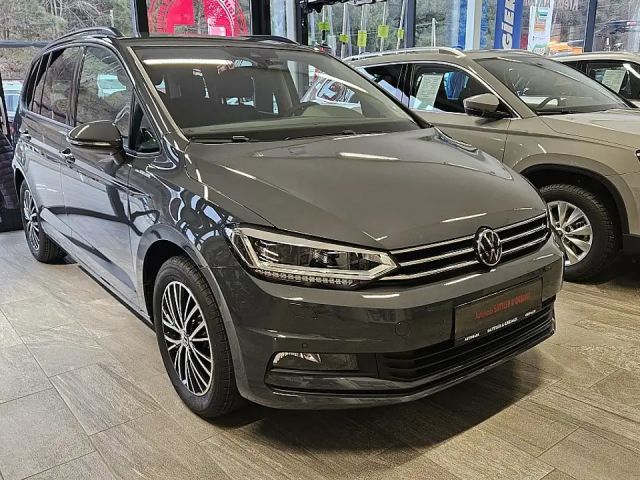 Volkswagen Touran ACT DSG