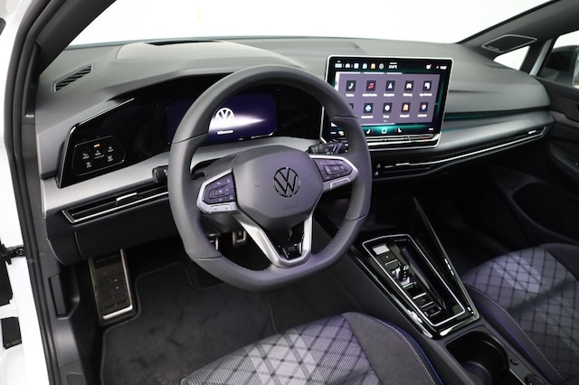 Volkswagen Golf DSG R-Line