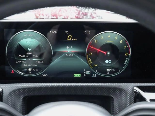 Mercedes-Benz A 250 A 250 e AMG Line