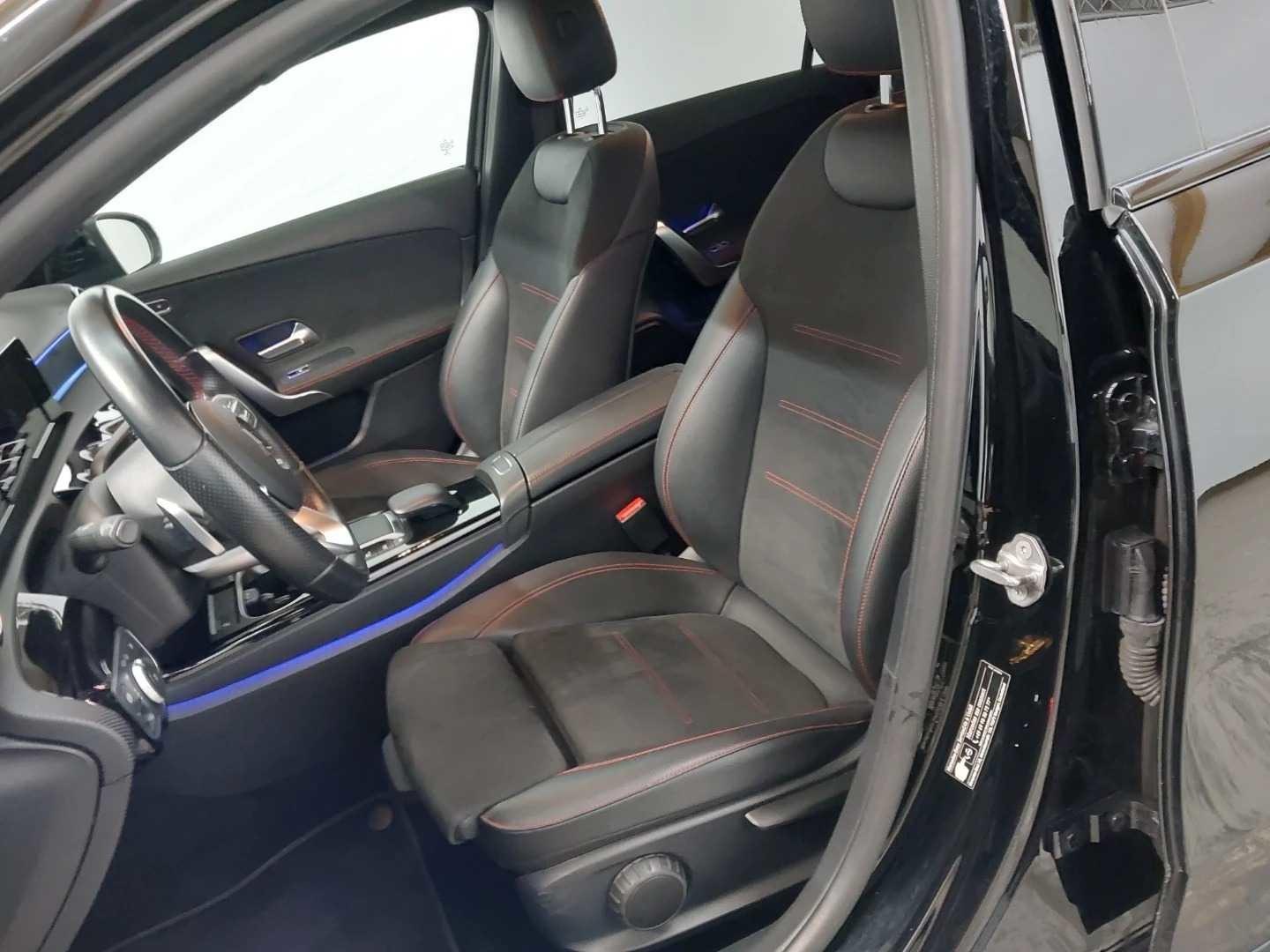 Mercedes-Benz A 250 A 250 e AMG Line