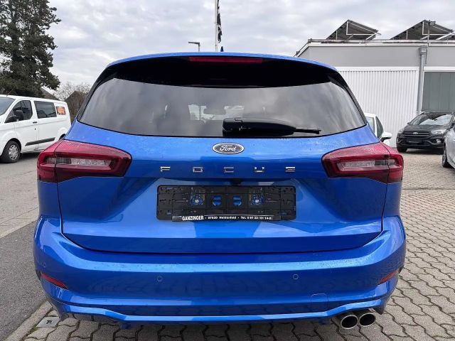 Ford Focus ST Line Wagon