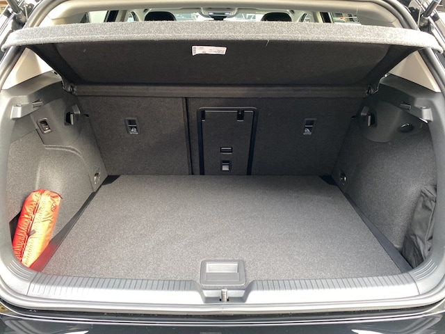 Volkswagen Golf 1.5 eTSI DSG Golf VIII Style