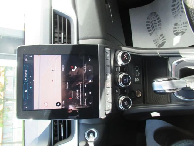 Renault Captur E-Tech Intens