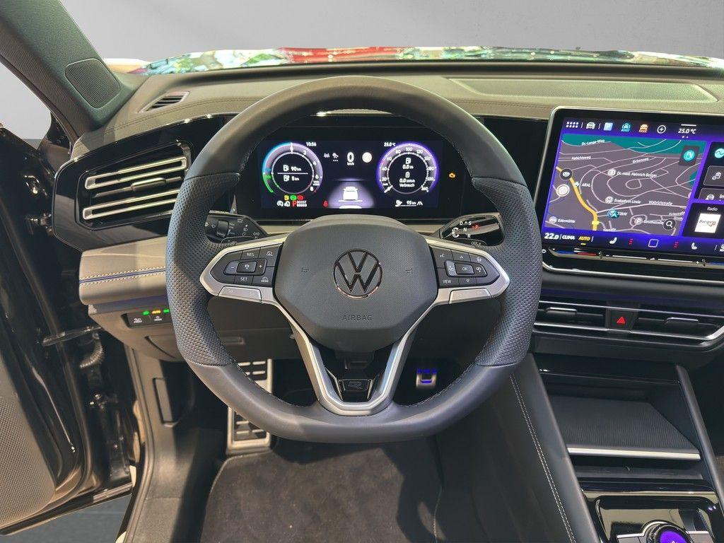Volkswagen Tiguan R-Line eHybrid