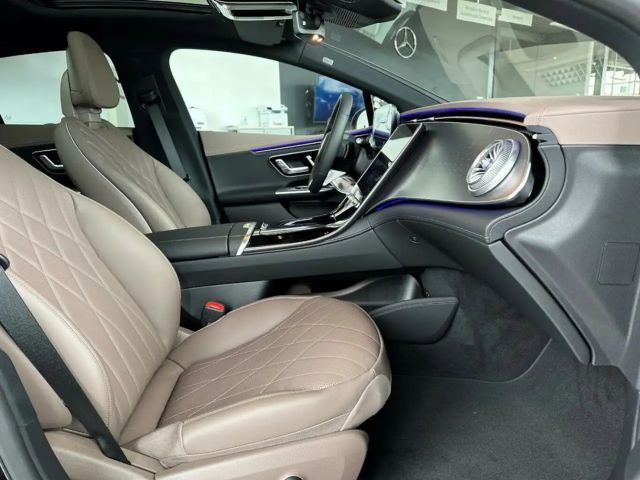 Mercedes-Benz EQE 350 AMG Line Sedan