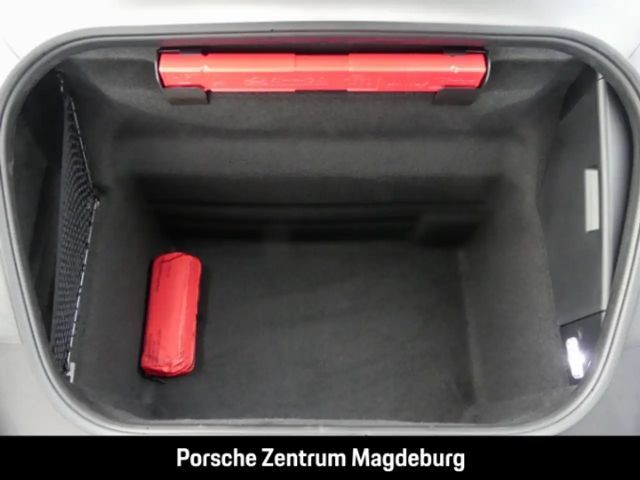 Porsche 992 Cabrio Carrera GTS