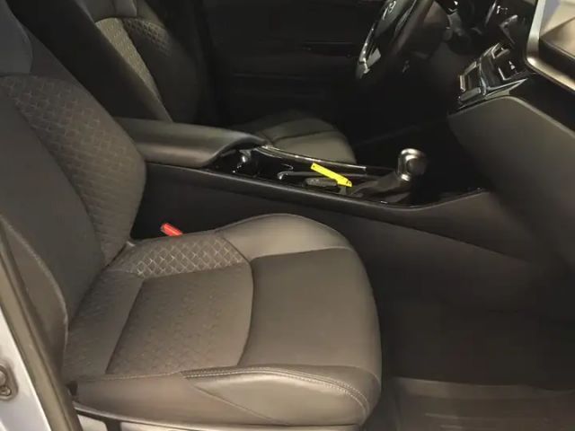 Toyota C-HR Active