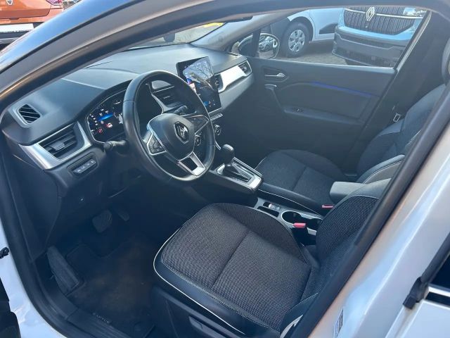 Renault Captur EDC Hybrid Techno