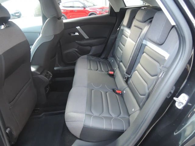 Citroën C4 PureTech Shine