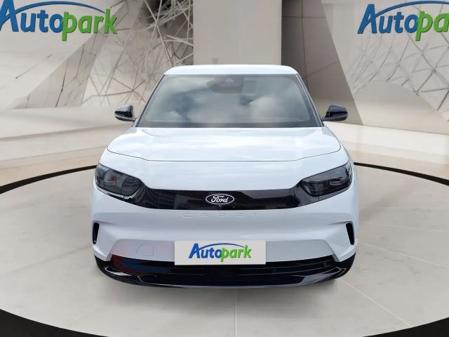 Ford Capri Premium RWD