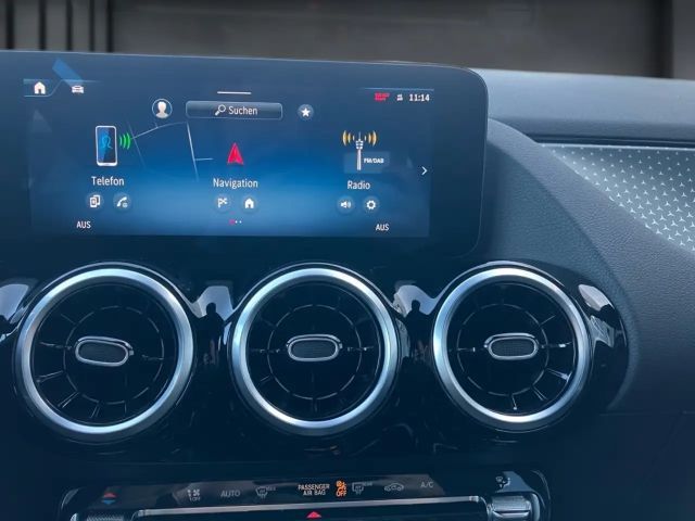 Mercedes-Benz GLA 180 Progressive