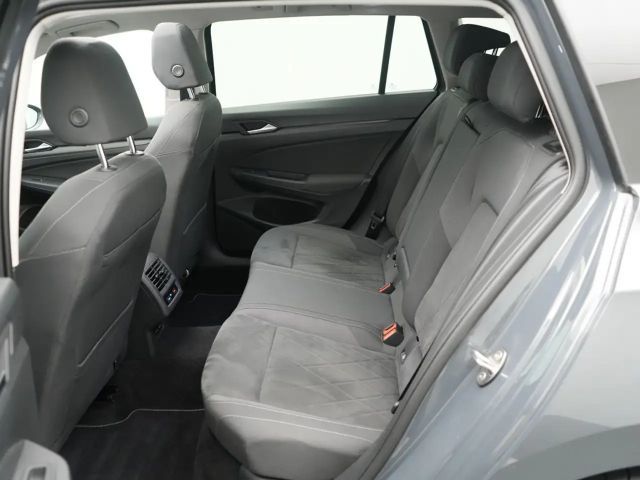 Volkswagen Golf DSG Golf VIII Style Variant