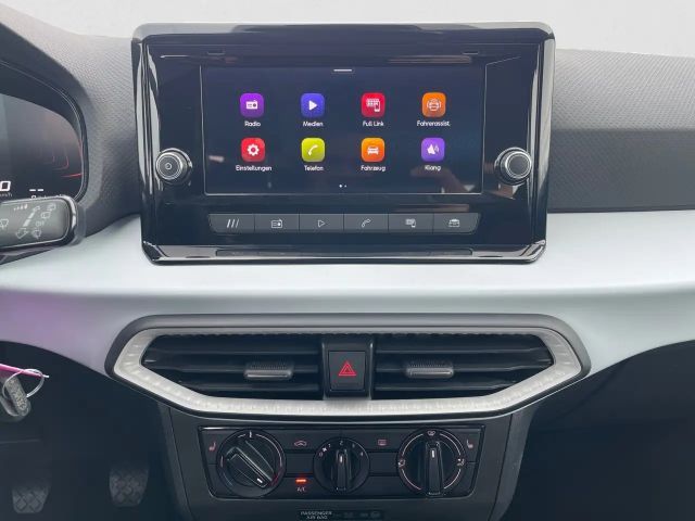 Seat Arona Reference