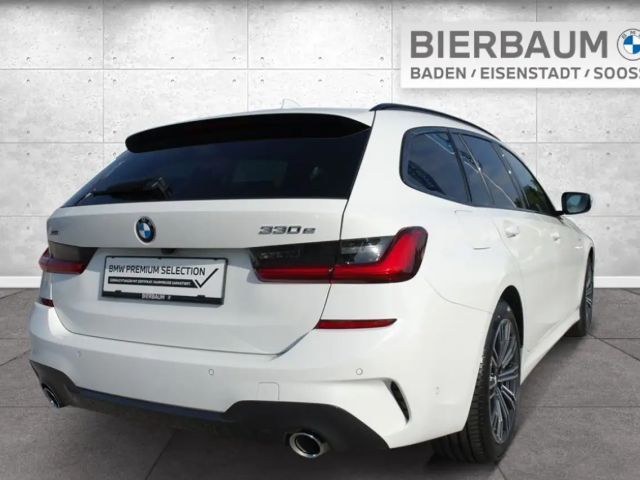 BMW 330 330e xDrive