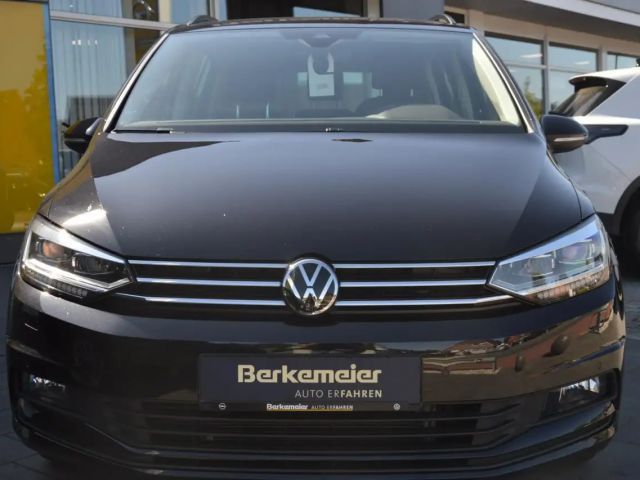 Volkswagen Touran DSG IQ.Drive