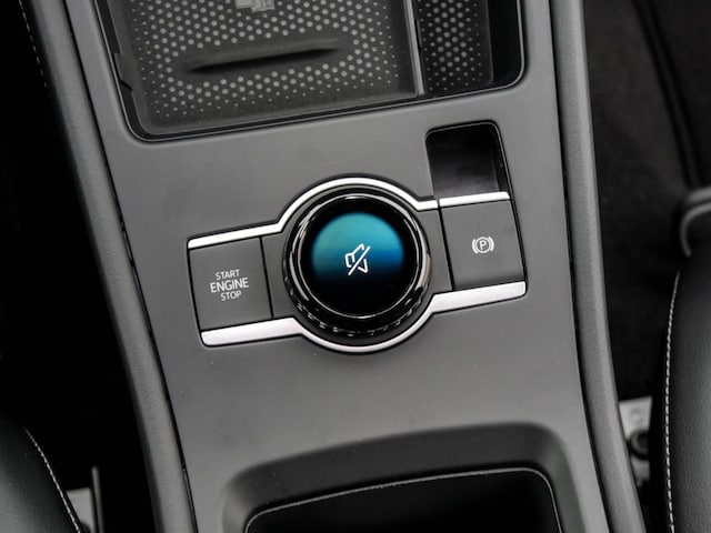 Volkswagen T-Roc 1.5 eTSI DSG IQ.Drive R-Line