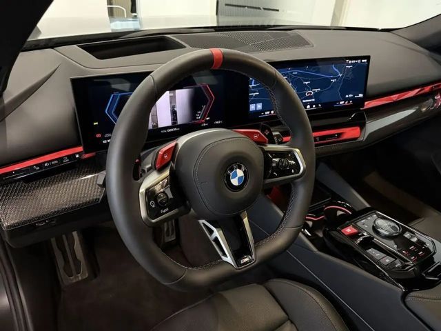 BMW M5 M5*GLASDACH*360°*HUD*MEMORY*B&W*AHK*GARANTIE*VOLL*