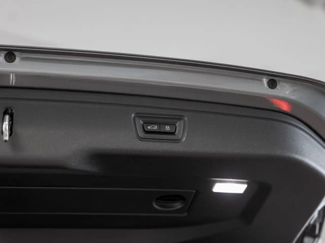 BMW 320 320i M-Sport Touring