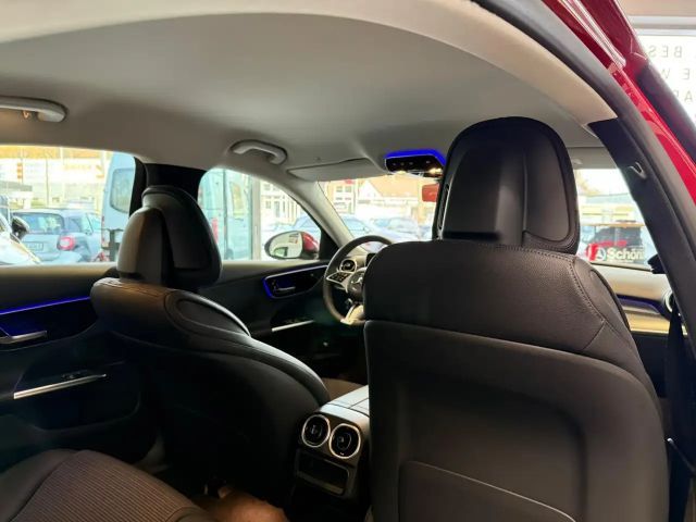 Mercedes-Benz C 200 AVANTGARDE Sedan