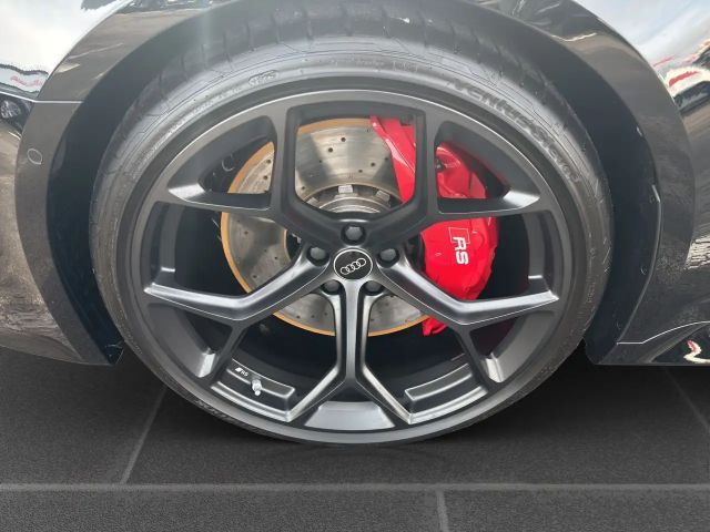 Audi RS6 Avant Performance