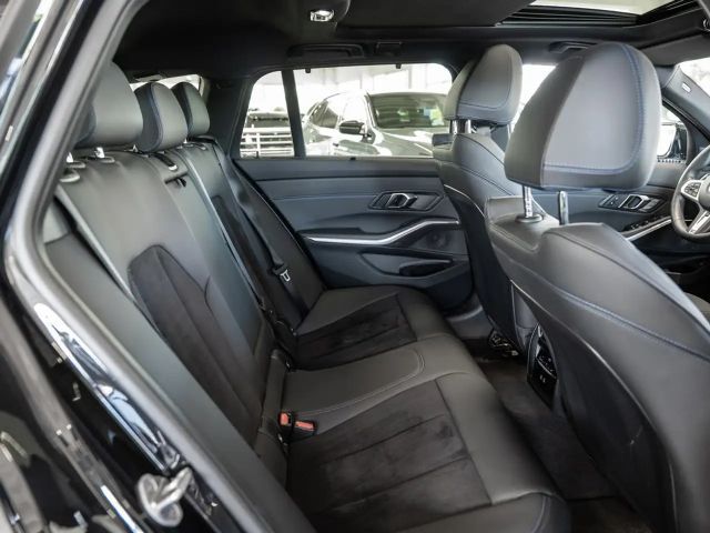 BMW 320 320i M-Sport Touring