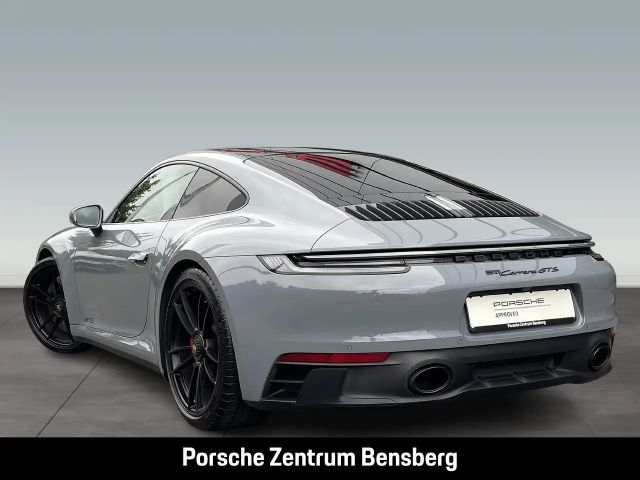 Porsche 992 Carrera Coupé GTS