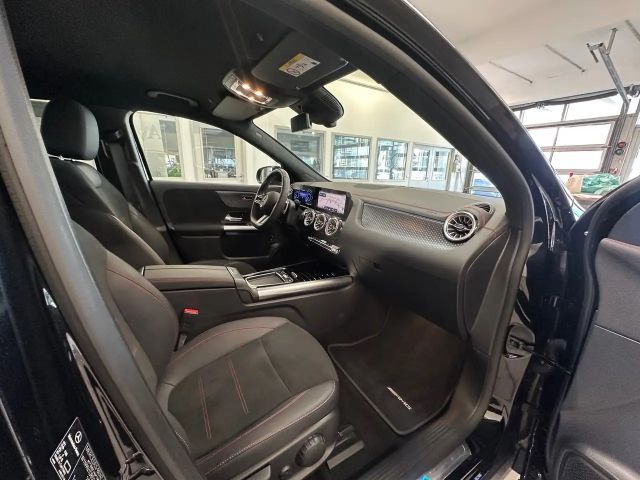 Mercedes-Benz EQA 350 4MATIC AMG Line