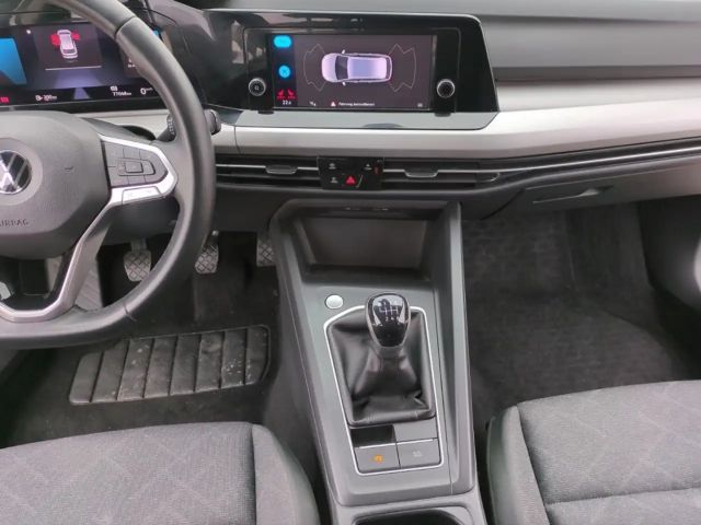 Volkswagen Golf 1.0 TSI Life Variant