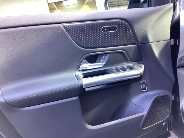 Mercedes-Benz GLA 220 4MATIC Progressive