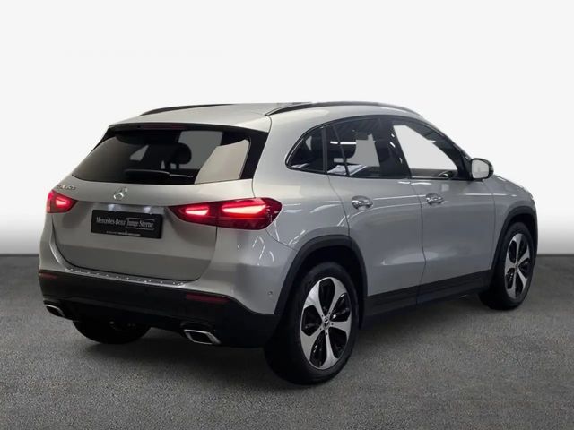 Mercedes-Benz GLA 180 GLA