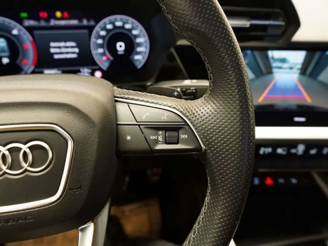 Audi A3 30 TDI S-Tronic Sedan